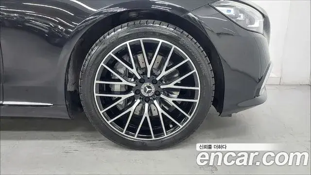 Mercedes-Benz S-Class 2025 — Şəkil 2/17