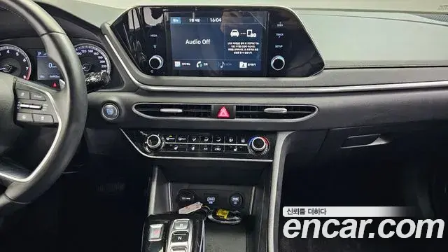 Hyundai Sonata Hybrid 2019 — Photo 5/20