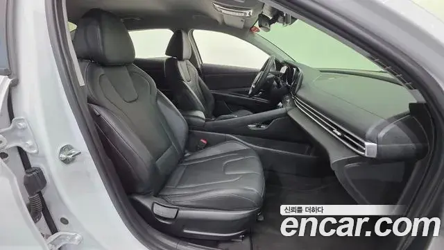 Hyundai Avante 2020 — Фото 10/20