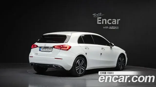 Mercedes-Benz A-Class 2023 — Photo 6/30