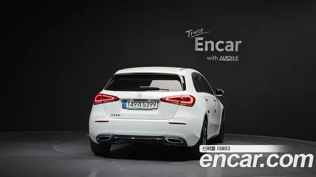 Mercedes-Benz A-Class 2023 — Photo 13/30