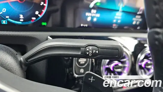 Mercedes-Benz A-Class 2023 — Photo 15/30