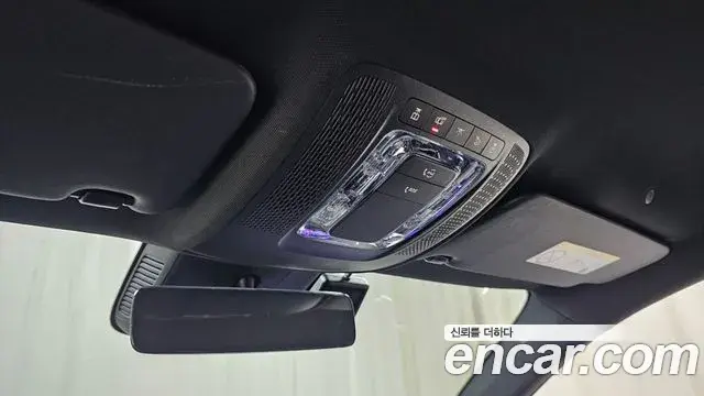 Mercedes-Benz A-Class 2023 — Photo 12/30