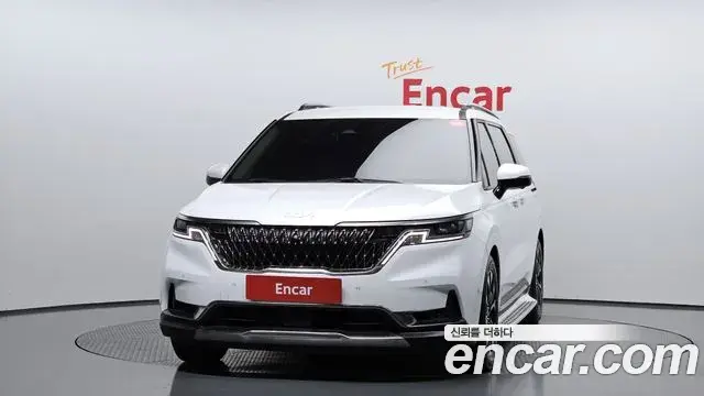 Kia Carnival 2023 — ფოტო 20/20