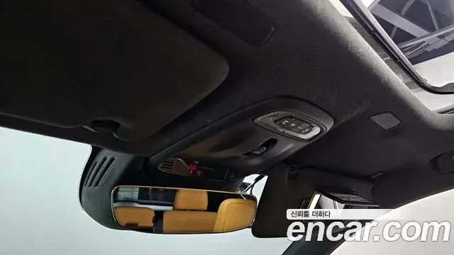 Volvo XC40 2021 — Şəkil 12/38