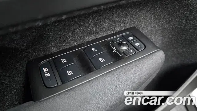 Volvo XC40 2021 — Şəkil 35/38