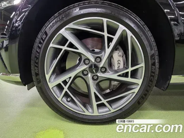 Genesis G90 2022 — Şəkil 19/20
