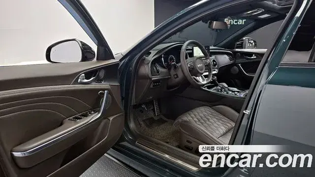 Kia Stinger Meister 2022 — Şəkil 9/20