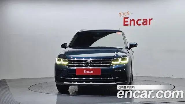 Volkswagen Tiguan 2021 — Şəkil 15/32