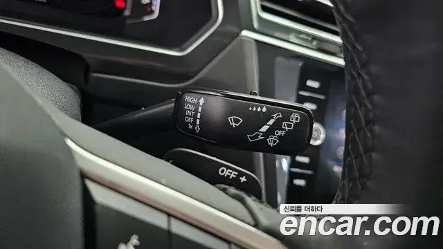 Volkswagen Tiguan 2021 — Şəkil 10/32