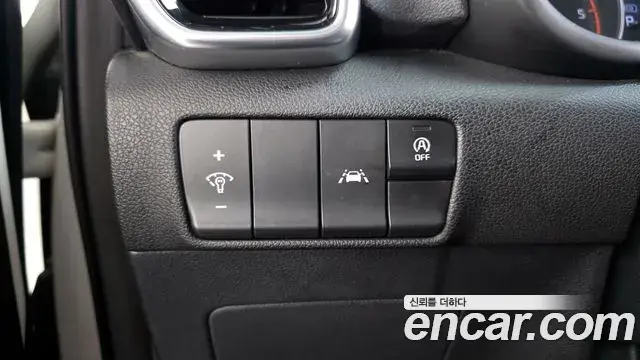 Kia Sportage The Bold 2019 — Photo 11/32