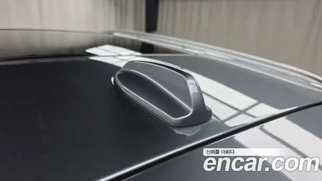 Volvo XC60 2018 — Şəkil 3/35