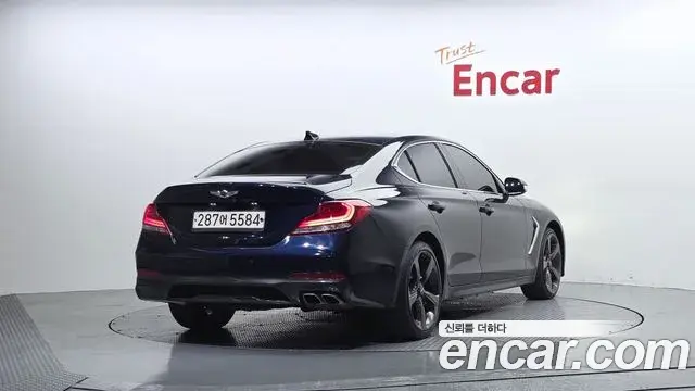 Genesis G70 2018 — Фото 2/20