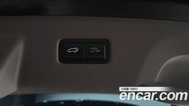 Kia Carnival 2024 — ფოტო 16/20