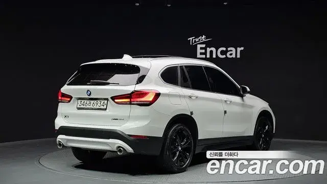 BMW X1 2020 — ფოტო 12/20