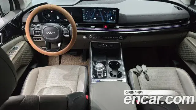Kia Carnival 2024 — ფოტო 31/32