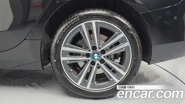 BMW 2 Series Gran Coupe 2024 — Şəkil 11/31