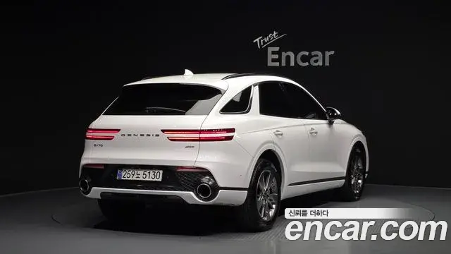 Genesis GV70 2021 — ფოტო 2/20