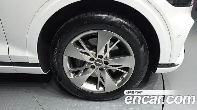 Genesis GV70 2021 — ფოტო 5/20