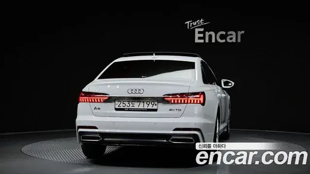 Audi A6 2020 — ფოტო 12/32