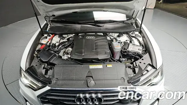 Audi A6 2020 — ფოტო 4/32