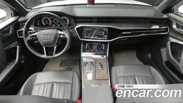 Audi A6 2020 — ფოტო 14/32