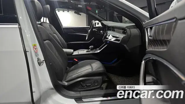 Audi A6 2020 — ფოტო 7/32