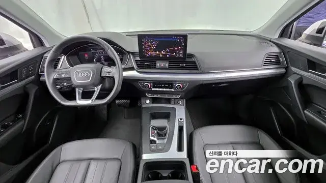 Audi Q5 2023 — Фото 7/20