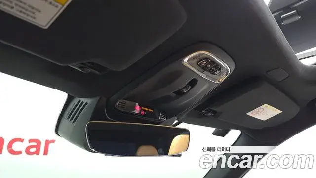 Volvo XC90 2018 — Şəkil 7/20