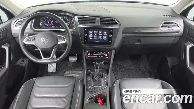 Volkswagen Tiguan 2021 — Şəkil 13/30