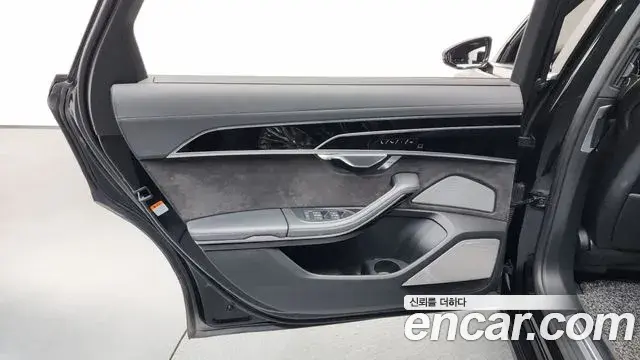 Audi A8 2019 — Şəkil 1/43