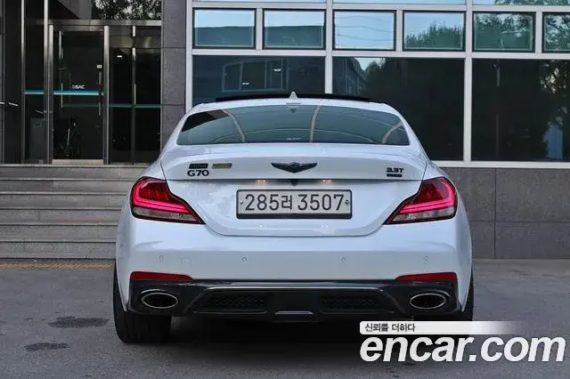Genesis G70 2019 — ფოტო 11/20