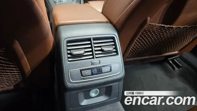 Audi A4 2018 — Şəkil 28/32