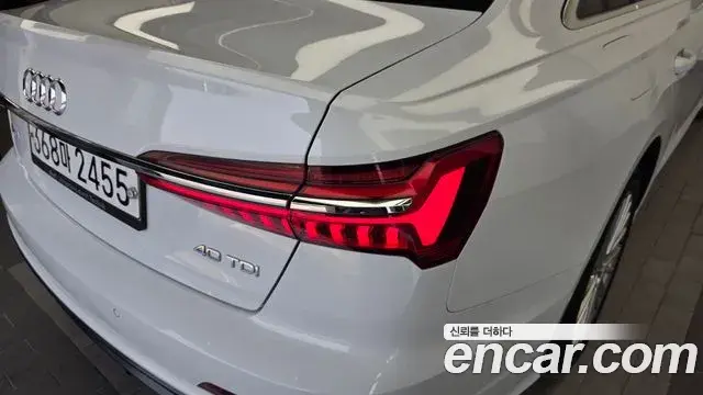 Audi A6 2020 — ფოტო 22/35