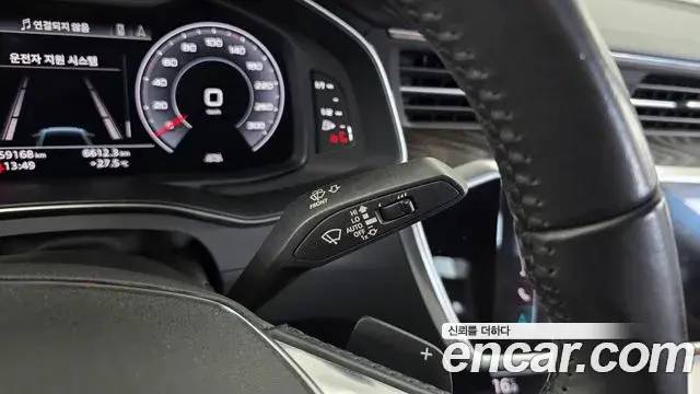 Audi A6 2020 — ფოტო 14/35