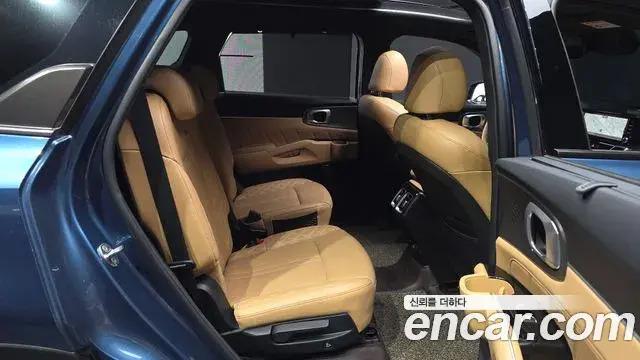 Kia Sorento 2021 — Şəkil 32/37