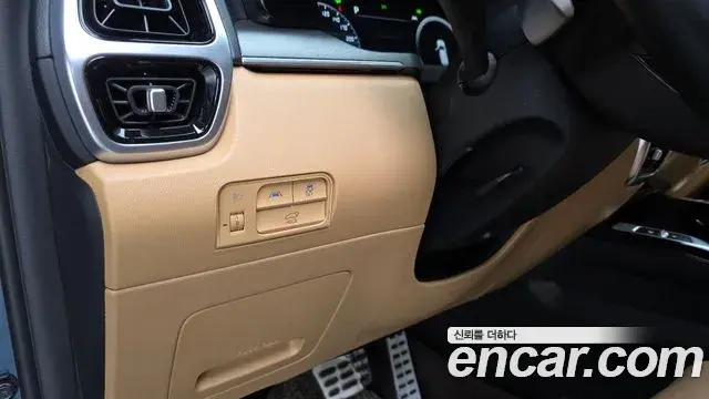 Kia Sorento 2021 — Şəkil 31/37