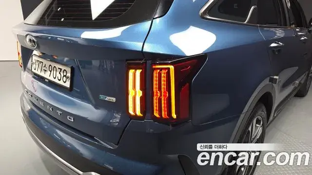Kia Sorento 2021 — Şəkil 17/37