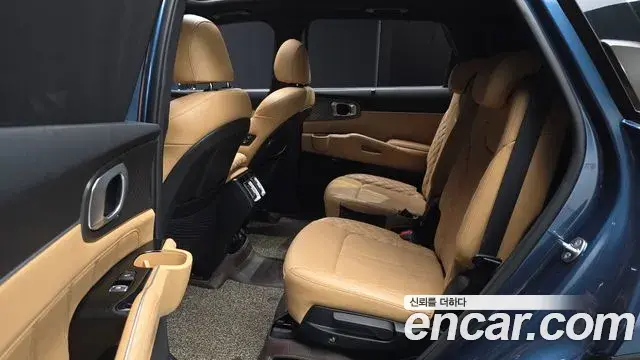 Kia Sorento 2021 — Şəkil 10/37