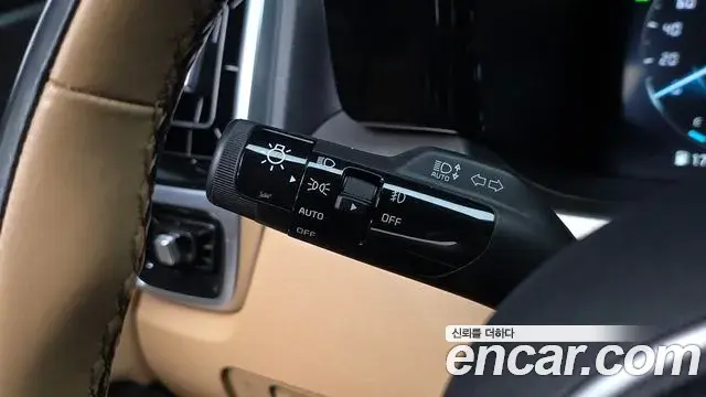 Kia Sorento 2021 — Şəkil 16/37