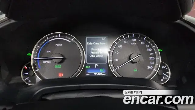 Lexus RX450h 2019 — Şəkil 32/38