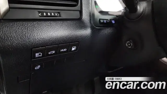 Lexus RX450h 2019 — Şəkil 6/38