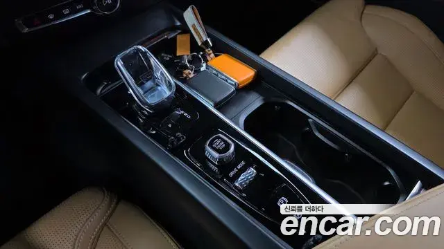 Volvo S60 2021 — Şəkil 10/32