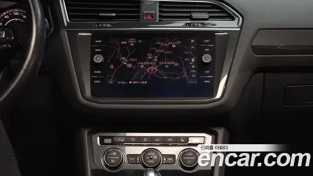 Volkswagen Tiguan Allspace 2018 — Фото 14/20