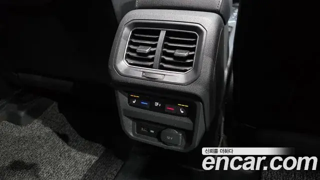Volkswagen Tiguan Allspace 2018 — Фото 19/20