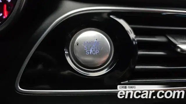 Genesis G70 2018 — ფოტო 12/30
