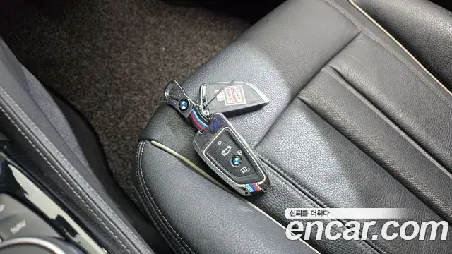 BMW 5 Series 2018 — Фото 15/20
