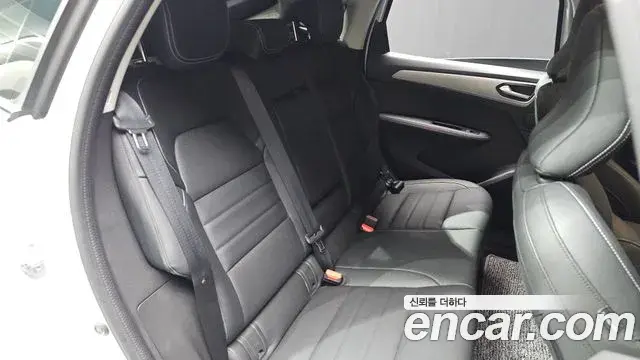 Renault Samsung XM3 2022 — ფოტო 8/30
