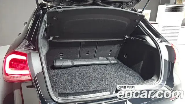 Mercedes-Benz A-Class 2021 — Фото 15/20