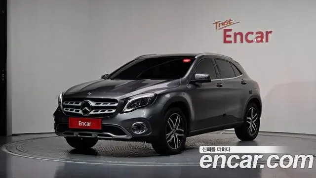 Mercedes-Benz GLA-Class 2018 — Фото 1/20